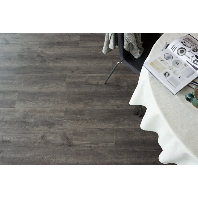 Miljöbild föreställande artikeln VINYLGOLV KLICK EK SMOKEY 10MM 1,86M2/PKT MAXWEAR från kategorin Plankdesign